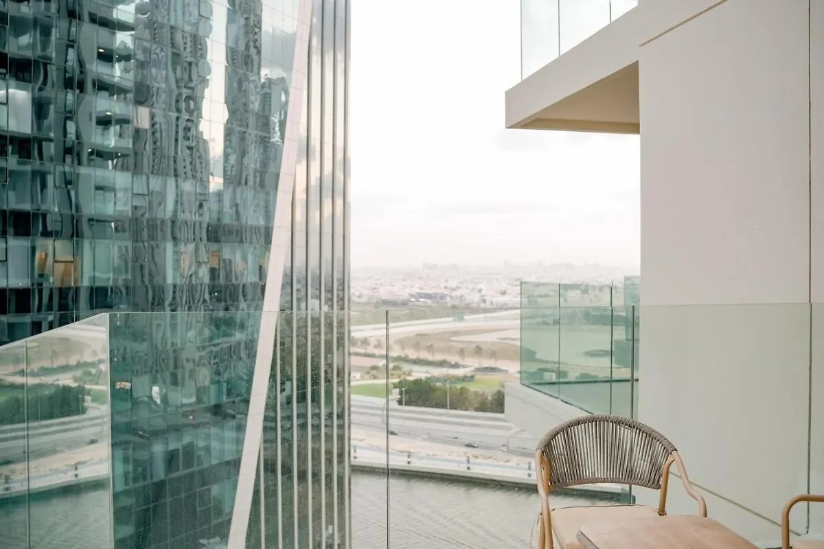 Luxe Missoni Suite With Panoramic Dubai Views 아파트