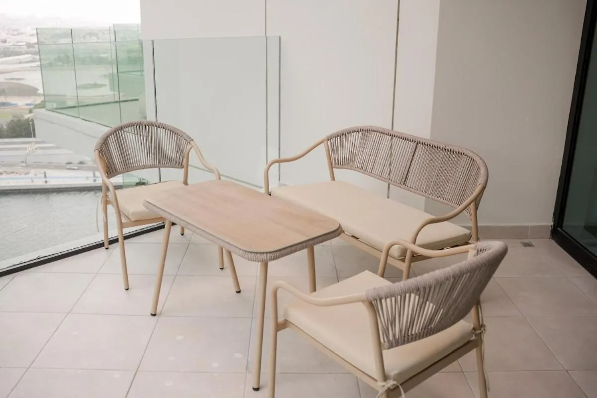 Luxe Missoni Suite With Panoramic Dubai Views 아파트