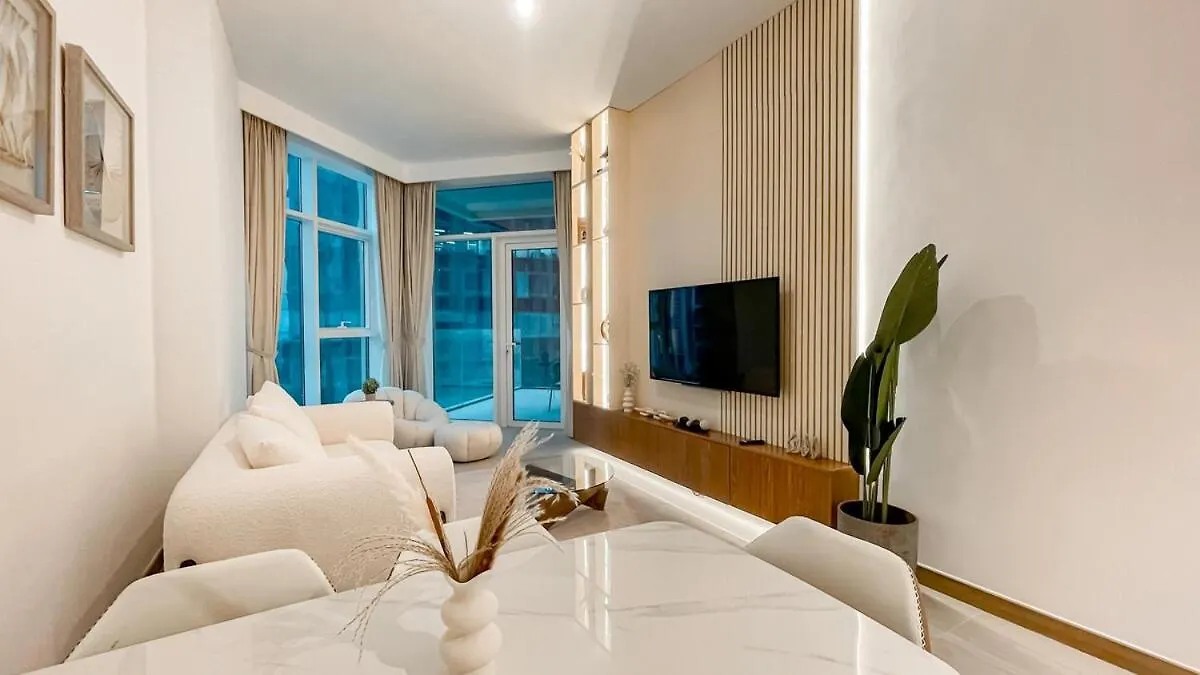 Luxe Missoni Suite With Panoramic Dubai Views 아파트