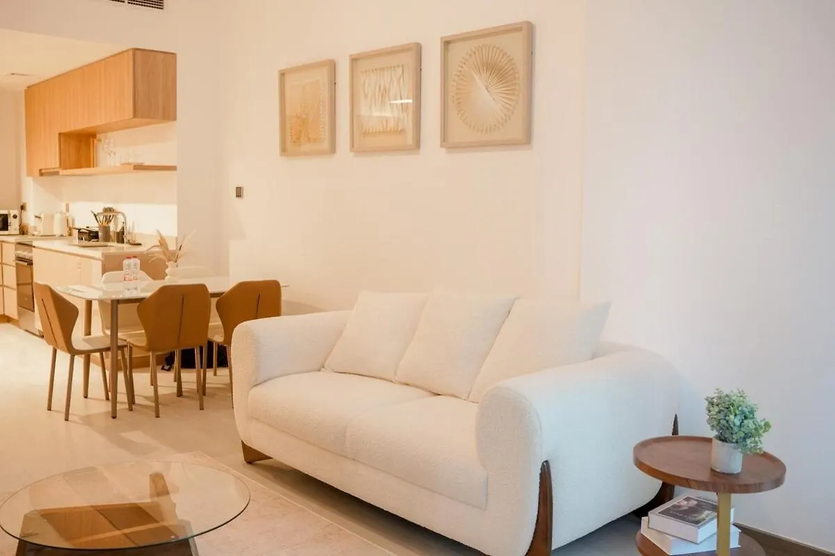 Luxe Missoni Suite With Panoramic Dubai Views 아파트